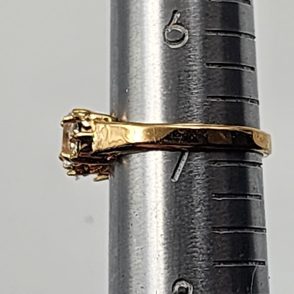 Vintage 1970s Vargas Mfg. Co. Stamped 18KT G.E. Rhinestone Cocktail Ring Sz 6.75 - Picture 4 of 5